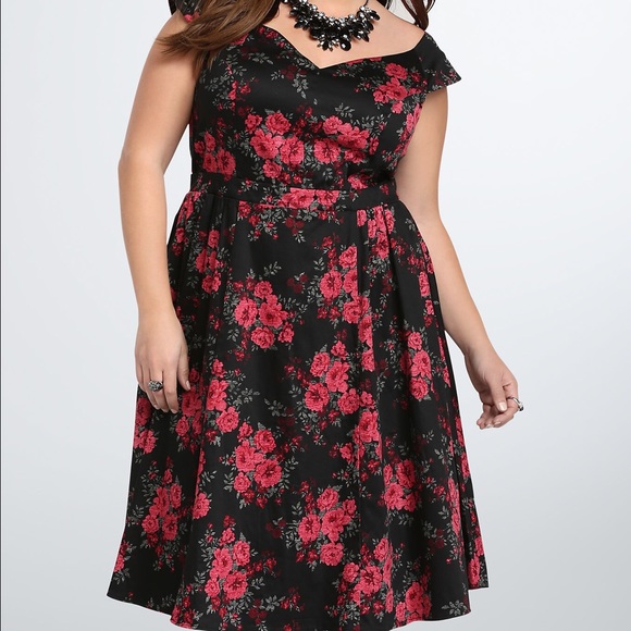 torrid Dresses & Skirts - Torrid Floral Off the Shoulder Dress