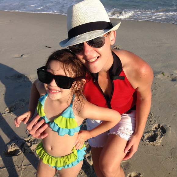 Meet your Posher, Meredith - Picture 4 of 4