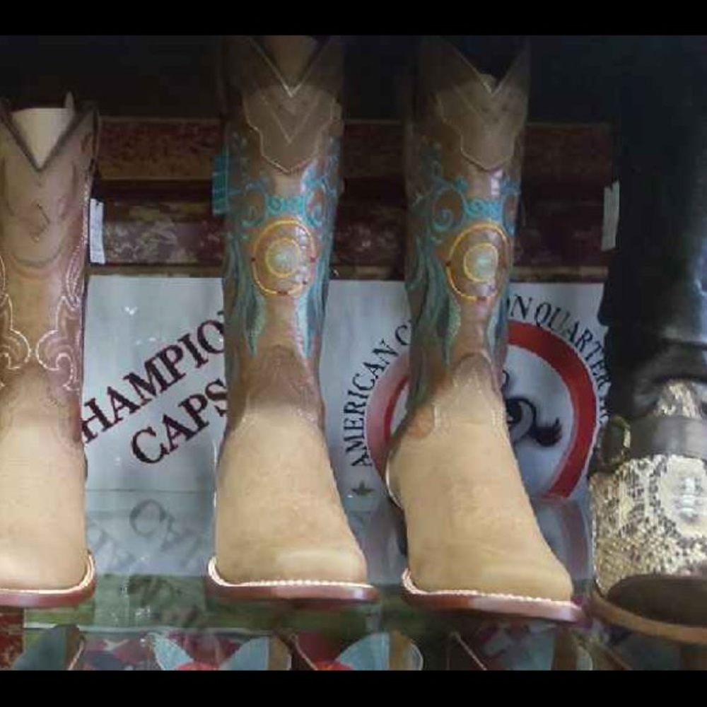 Cowgirl Boots😍 All Sizes Available! - Picture 6 of 6