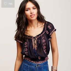 Paisley Park top✨