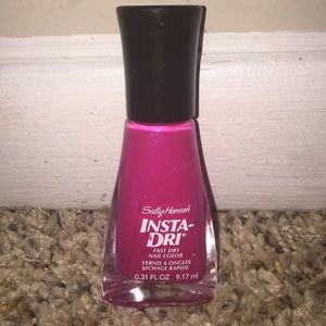 Insta dry nail polish