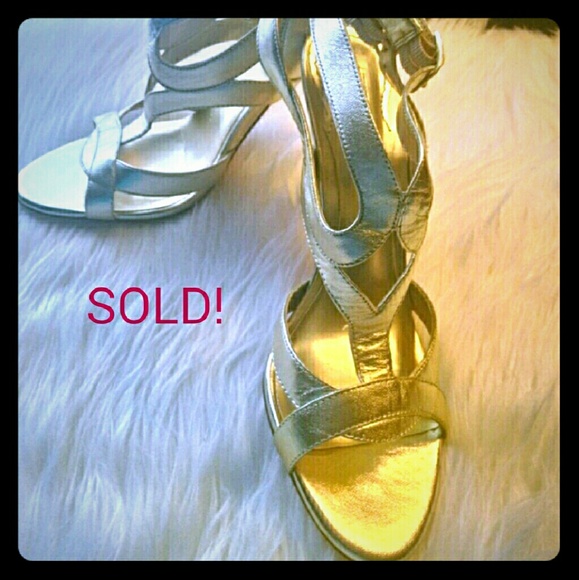 NEW Charles David gold leather high heel sandals 9