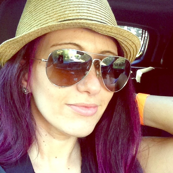 Kristine's Closet - Picture 1 of 1