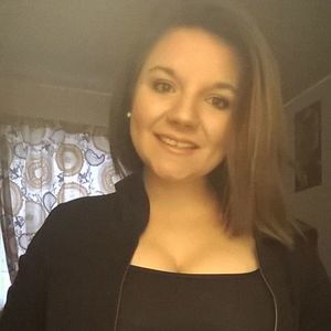 Meet your Posher, Leeanna