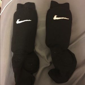 Soccer shin guards