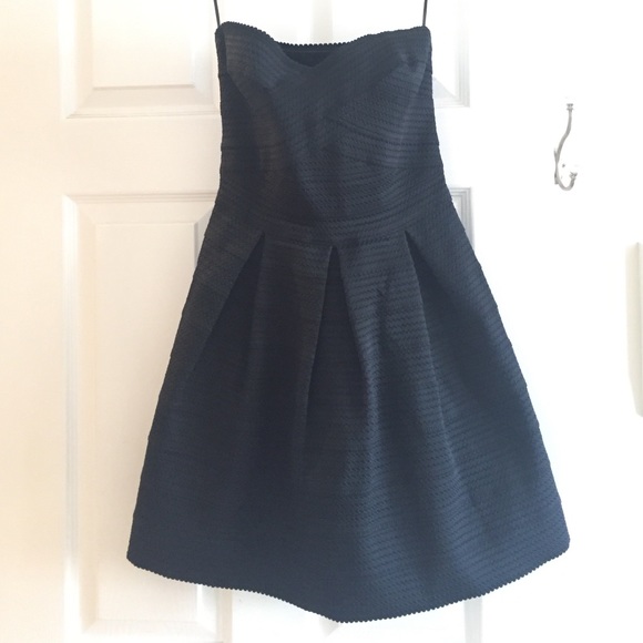 HERVE LEDGER COCKTAIL DRESS