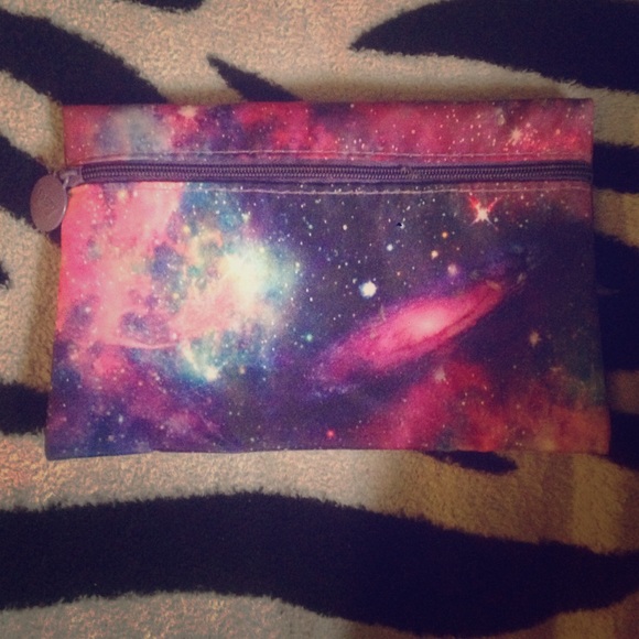 Ipsy Galaxy makeup bag