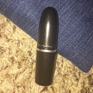 Mac pink lipstick