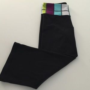 Lululemon Black Capri Yoga Pants, 26 Waist