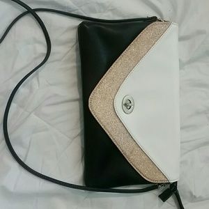 Shoulder bag