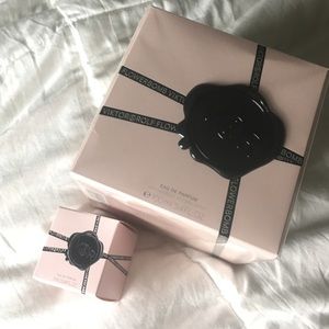Viktor&Rolf flowerbomb
