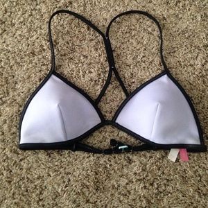 Swimsuit top. Lilac purple size small.