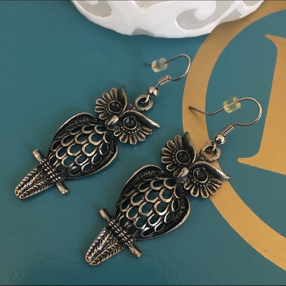Jewelry - Owl earrings