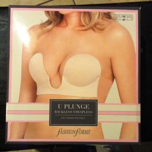 U plunge backless strapless bra. (310)