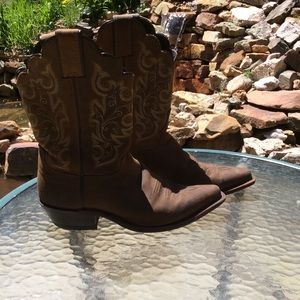 Darling short cowboy boots