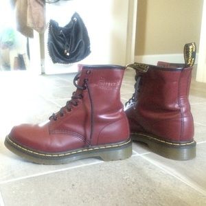 Dr. Martins Women's Original 1460 Smooth Boot