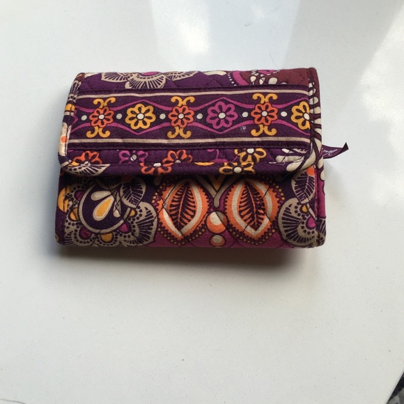 Vera Bradley Handbags - Fold open Vera Bradley wallet