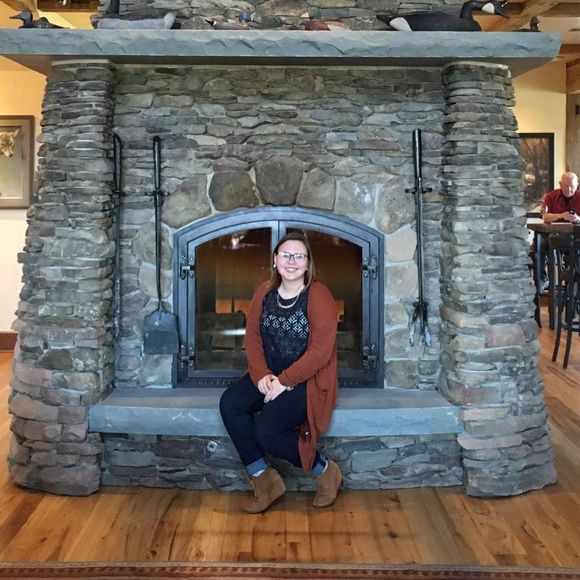 Meet your Posher, Erika - Picture 1 of 1