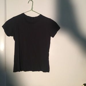 Distressed at the collar and sleeves navy Tshirt