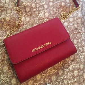 Michael Kors Jet Set Crossbody