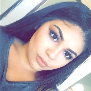 Meet your Posher, Breeanna