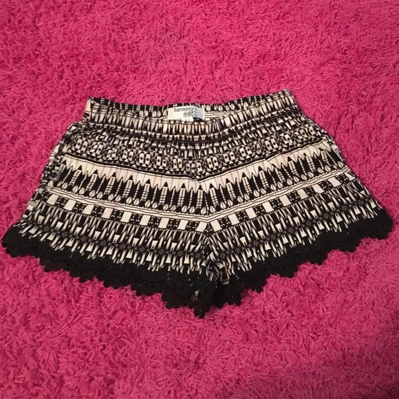 Tribal print shorts size s/m