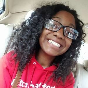 Meet your Posher, Caleeiah