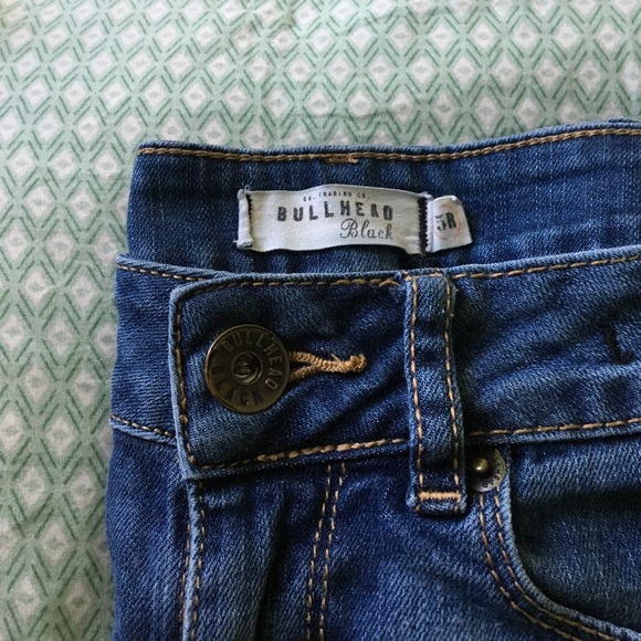 Bullhead boot cut jeans size 5R // 28 - Picture 4 of 4