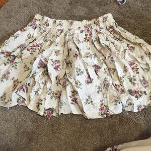 Brandy Melville floral Skirt