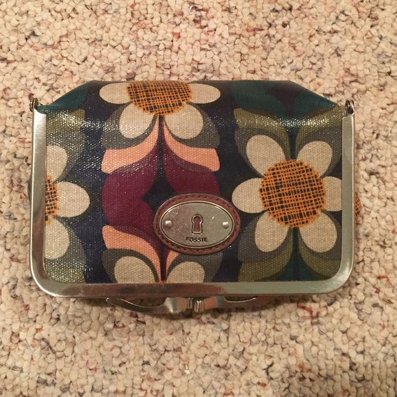 Fossil Bags Makeup Bag Poshmark