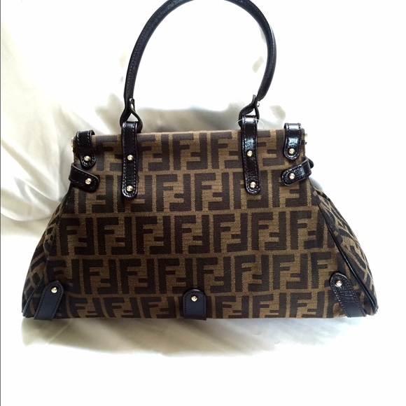 FENDI Zucca Magic handbag/shoulder bag -BRAND NEW - Picture 2 of 4