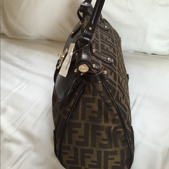 FENDI Zucca Magic handbag/shoulder bag -BRAND NEW - Picture 4 of 4