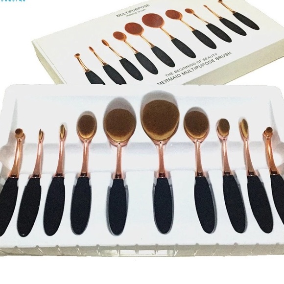 CLEARANCE💥New Boxed Oval Makeup brush set - Picture 3 of 4