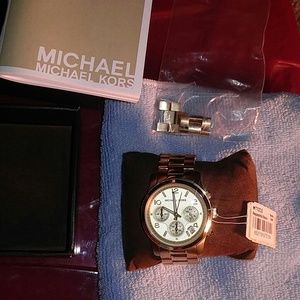 SOLD SOLD SOLD SOLD SOLD SOLD ON OTHER APP