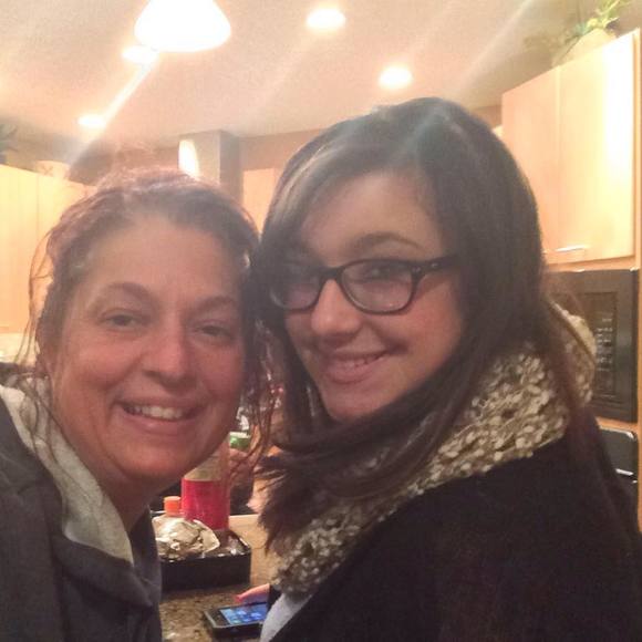 Meet your Posher, Alicia