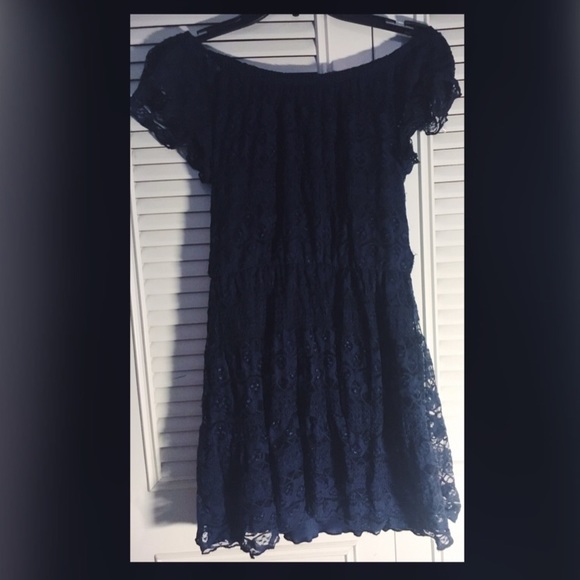 Shoulder Royal blue dress