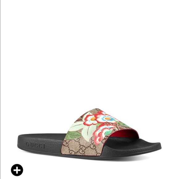 Gucci pursuit slide sandals