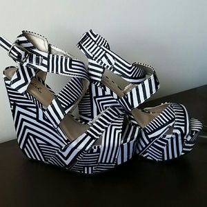 NEW Charlotte Russe heels