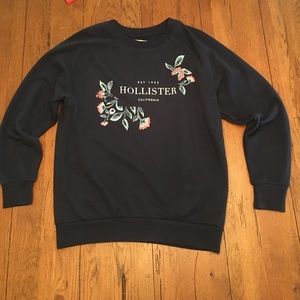 NWT Hollister sweater