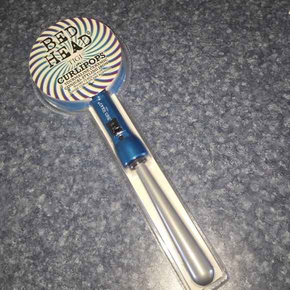 BED HEAD Curlipops curling iron