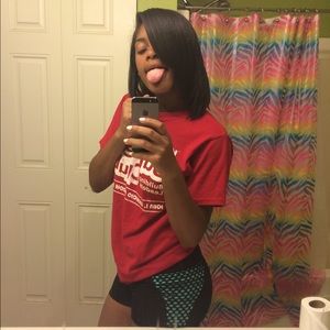 Meet your Posher, Nadia