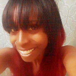 Meet your Posher, Simone