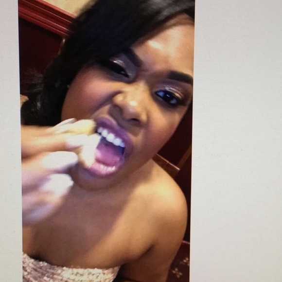 Meet your Posher, Krystal