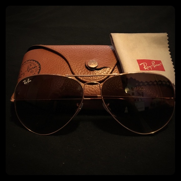 Ray-Ban Accessories - Gold large lens aviator ray bans