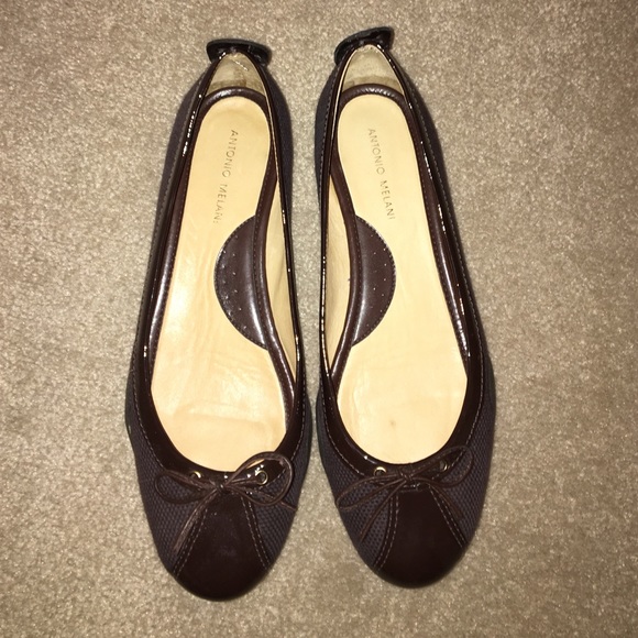 Antonio melani brown flats!