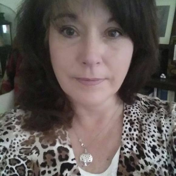 Meet your Posher, Alice - Picture 1 of 1