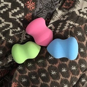 HP 💎 Beauty Blending Sponge in a various color