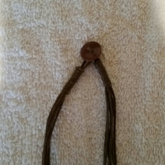 Shell necklace - Picture 4 of 4