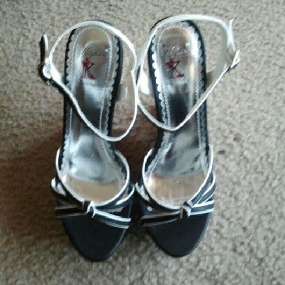Black and white platform wedges 8.5m - Picture 2 of 4