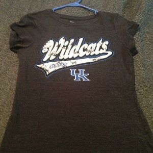 Kentucky Wildcats shirt!!
